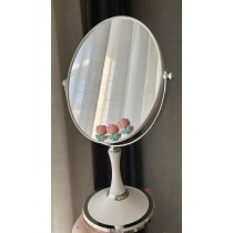 【預購】質感居家．北歐簡約 小花花 可旋轉雙面桌面化妝鏡