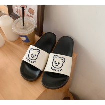【預購】美好日子．手繪風小熊防水軟Ｑ拖鞋～５色（36~41）
