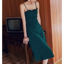 【預購】法式文藝風．質感小眾設計款 墨綠色波點洋裝（S~XL）